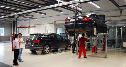 汽车服务公司 4S店 106短信平台 群发短信 三网合一 汽车服务公司 4S店 106短信平台 群发短信 三网合一